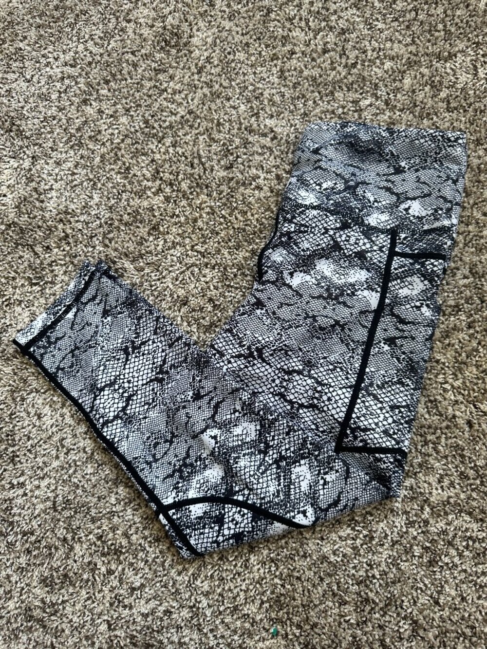Zyia Light N Tight High-Rise Capri